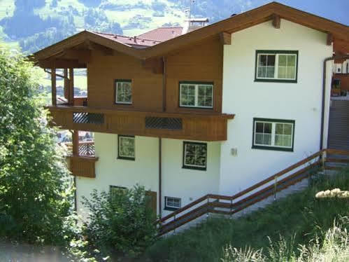 Ferienwohnung Sonnentraum Hainzenberg Exterior photo